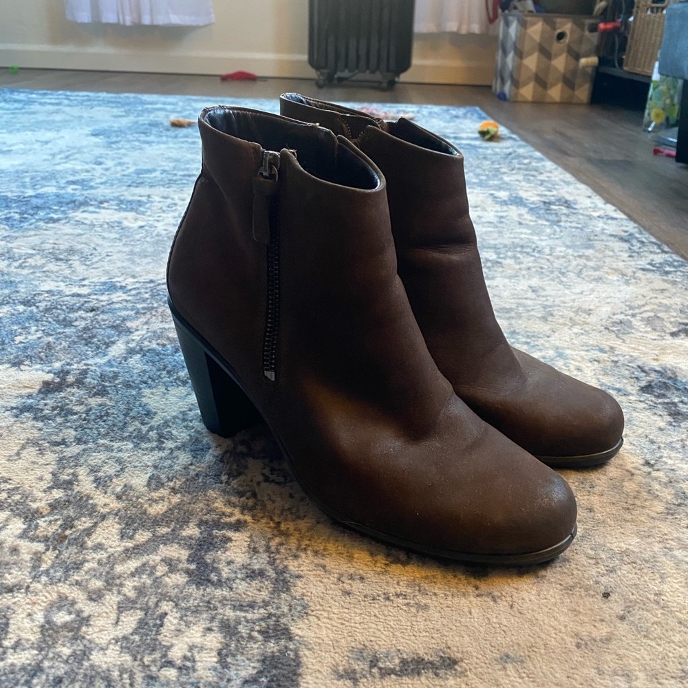 Ecco Dark Brown Suede Ankle Booties with Side Zip